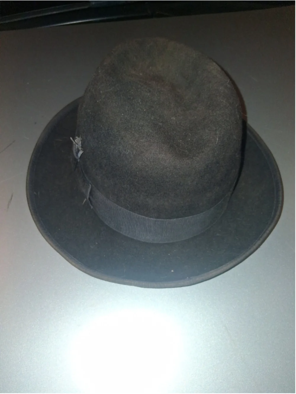 TWO HATS ONE PRICE Park Row Men's Black Solid Fedora Hat, Size 7 1/8, Feather,